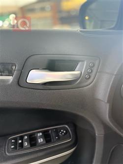 کرایسلەر 300